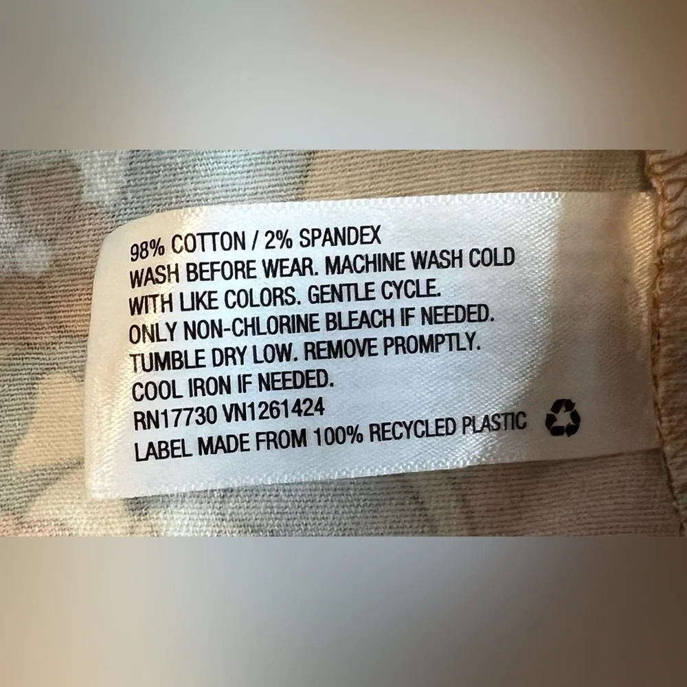 Art Class NWT Pink Floral Skirt - Picture 10 of 12